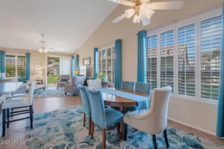 Photo #6: 6818401 Listing