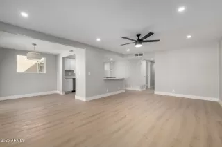 Photo #6: 6818515 Listing 