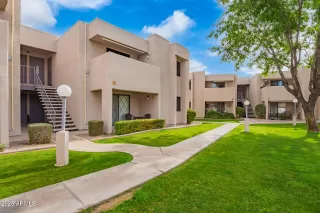 Photo #2: 6818725 Listing