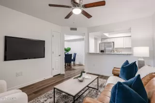 Photo #1: 6818920 Listing 