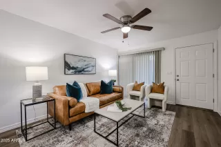 Photo #3: 6818920 Listing 