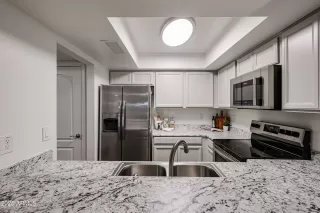 Photo #5: 6818920 Listing 