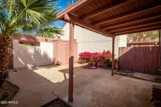 Photo #1: 6819221 Listing 