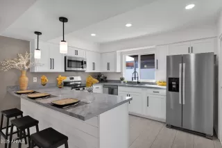 Photo #1: 6819309 Listing