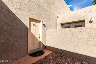 Photo #6: 6819330 Listing 