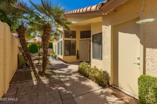 Photo #2: 6819714 Listing 