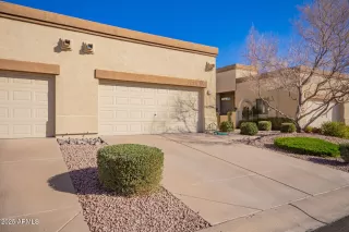 Photo #3: 6819869 Listing