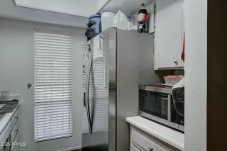 Photo #6: 6820032 Listing 