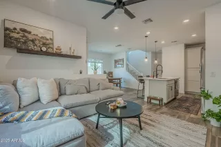 Photo #6: 6820259 Listing 