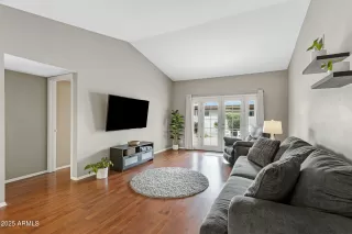 Photo #4: 6820583 Listing 