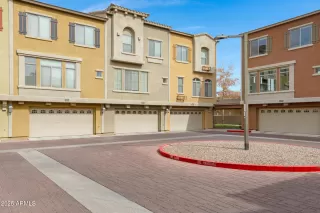 Photo #4: 6820673 Listing 