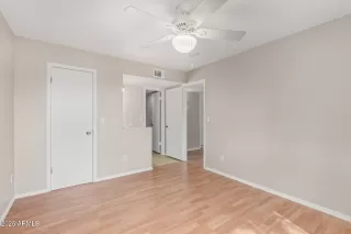 Photo #5: 6820676 Listing