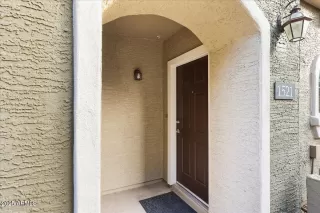 Photo #2: 6820686 Listing