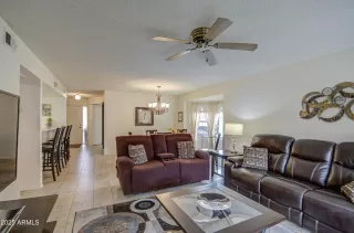 Photo #6: 6820795 Listing