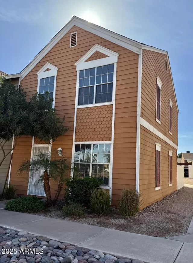 MLS: 6820853 Condo For Sale