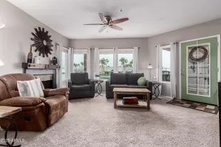 Photo #4: 6820938 Listing 