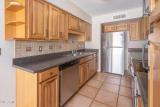 Photo #3: 6821122 Listing 