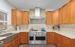 Photo #1: 6821523 Listing 