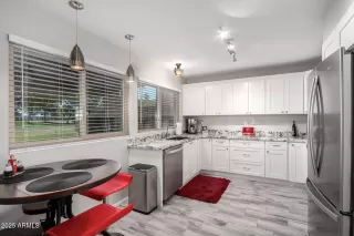 Photo #2: 6821690 Listing