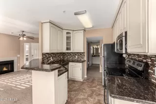 Photo #2: 6821823 Listing 