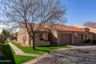 Photo #3: 6821834 Listing