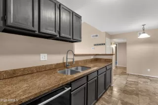 Photo #5: 6822014 Listing 