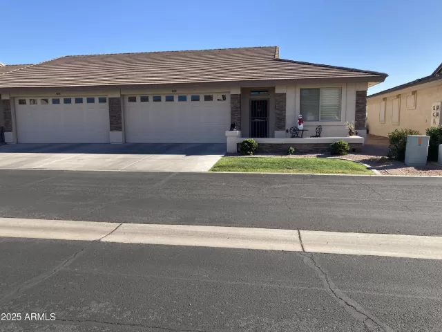 MLS: 6822122 Condo For Sale