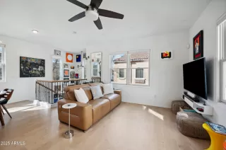 Photo #2: 6822531 Listing 