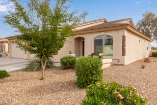 Photo #2: 6822548 Listing