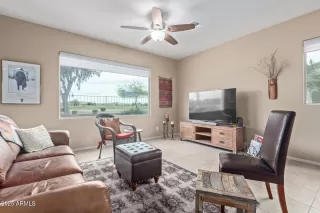 Photo #4: 6822548 Listing