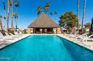 Photo #5: 6822565 Listing 