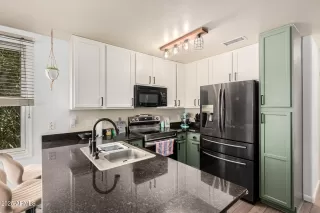 Photo #6: 6822638 Listing 