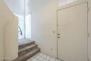 Photo #5: 6823005 Listing