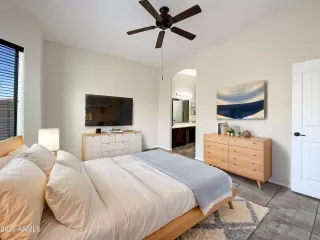 Photo #3: 6823182 Listing 