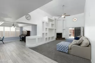 Photo #4: 6823385 Listing 