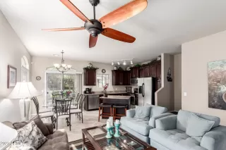 Photo #3: 6823401 Listing 