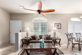 Photo #5: 6823401 Listing 