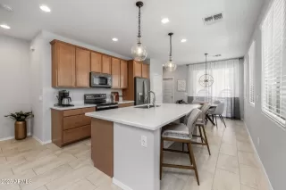 Photo #6: 6823583 Listing 