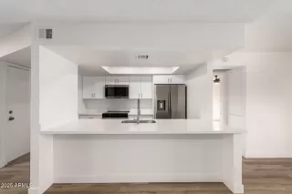 Photo #1: 6823606 Listing 