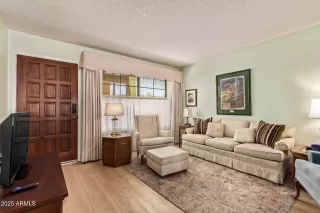 Photo #1: 6823624 Listing 