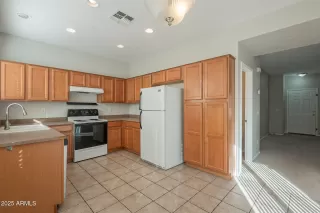 Photo #3: 6824233 Listing 