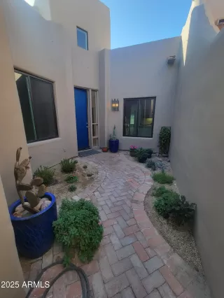 Photo #1: 6824243 Listing 