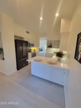 Photo #4: 6824243 Listing 