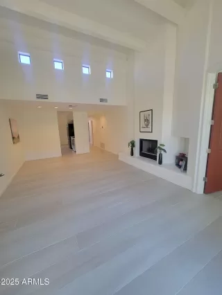 Photo #6: 6824243 Listing 