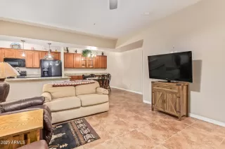 Photo #4: 6824784 Listing 