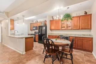 Photo #5: 6824784 Listing 