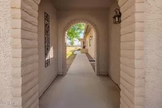 Photo #6: 6824940 Listing 