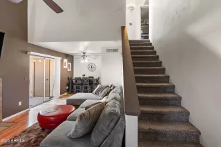 Photo #4: 6825055 Listing