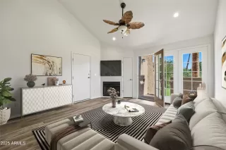 Photo #6: 6825133 Listing