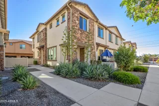 Photo #1: 6825234 Listing 